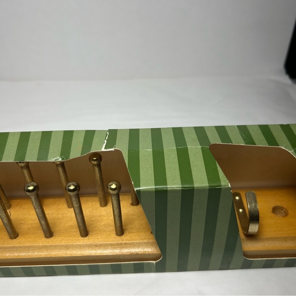 Triangle Inc. tie and belt rack - new in the box - Picture 4 of 8